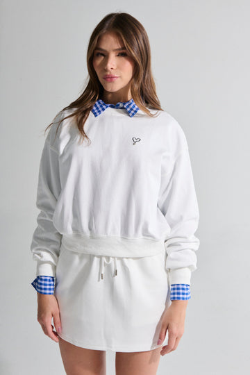 Sueter blanco corazón bordado