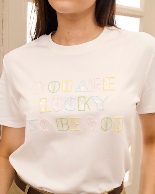 CAMISETA YOU ARE LUCKY