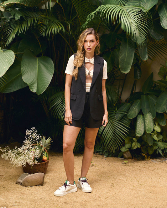 CHALECO SASTRE 2 BOTONES NEGRO