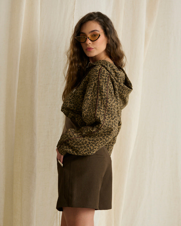 SHORT TEJIDO PLANO TEXTURA CAFE