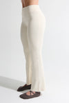 Pantalon bota recta beige claro
