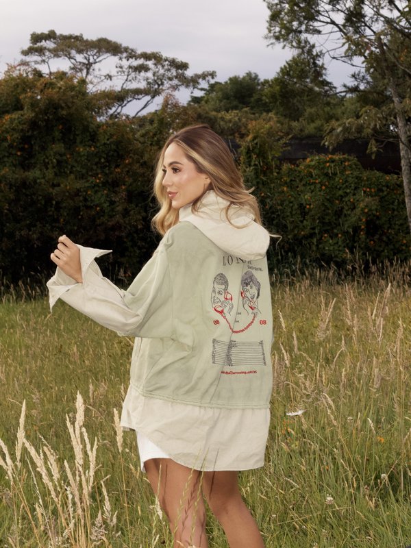 Hoodie Verde bordado