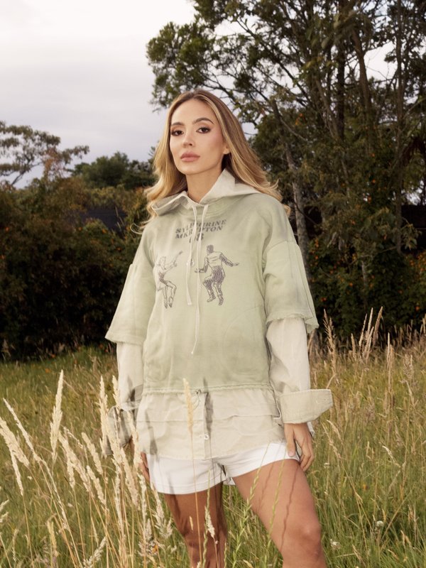 Hoodie Verde bordado