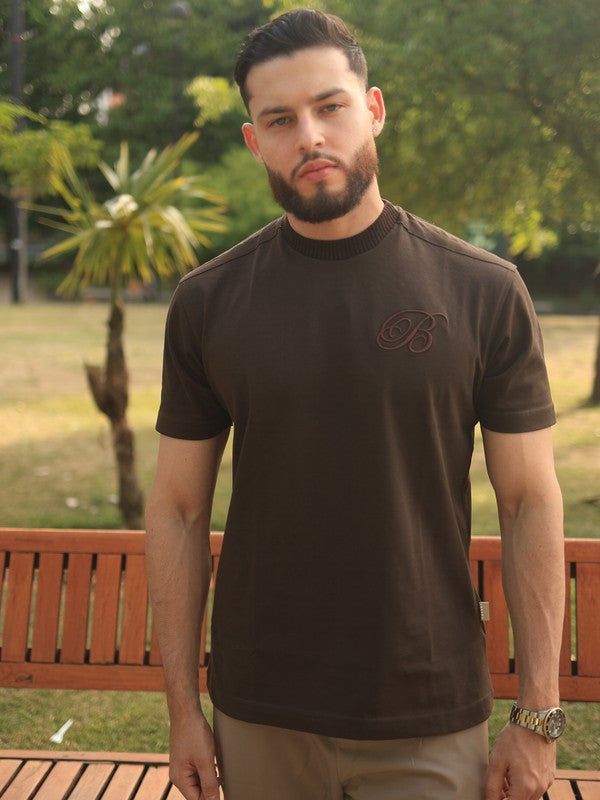 Camiseta Café Bordado Bukuri