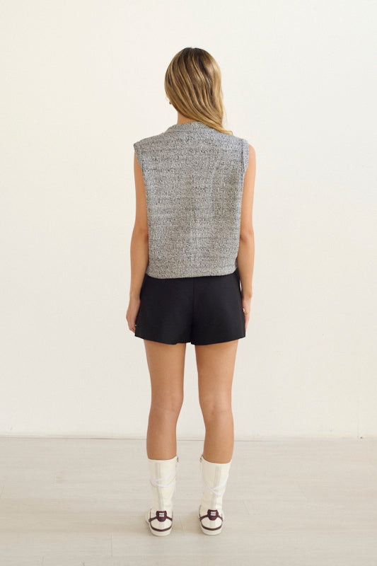 short cinturon negro