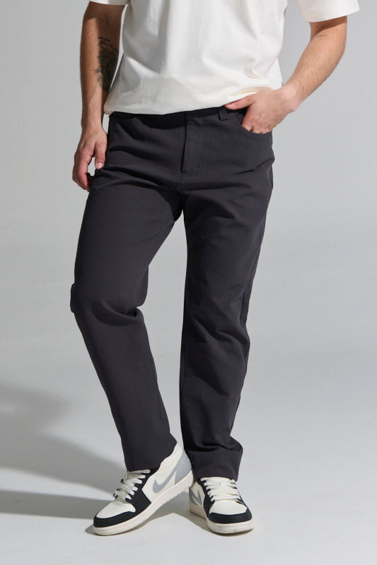 Pantalón clásico masculino gris oscuro