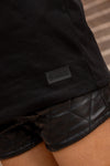 Short efecto cuero acolchado